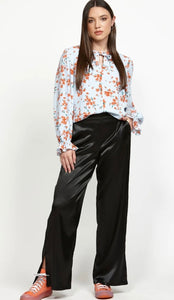 Leo & Be Reply Top