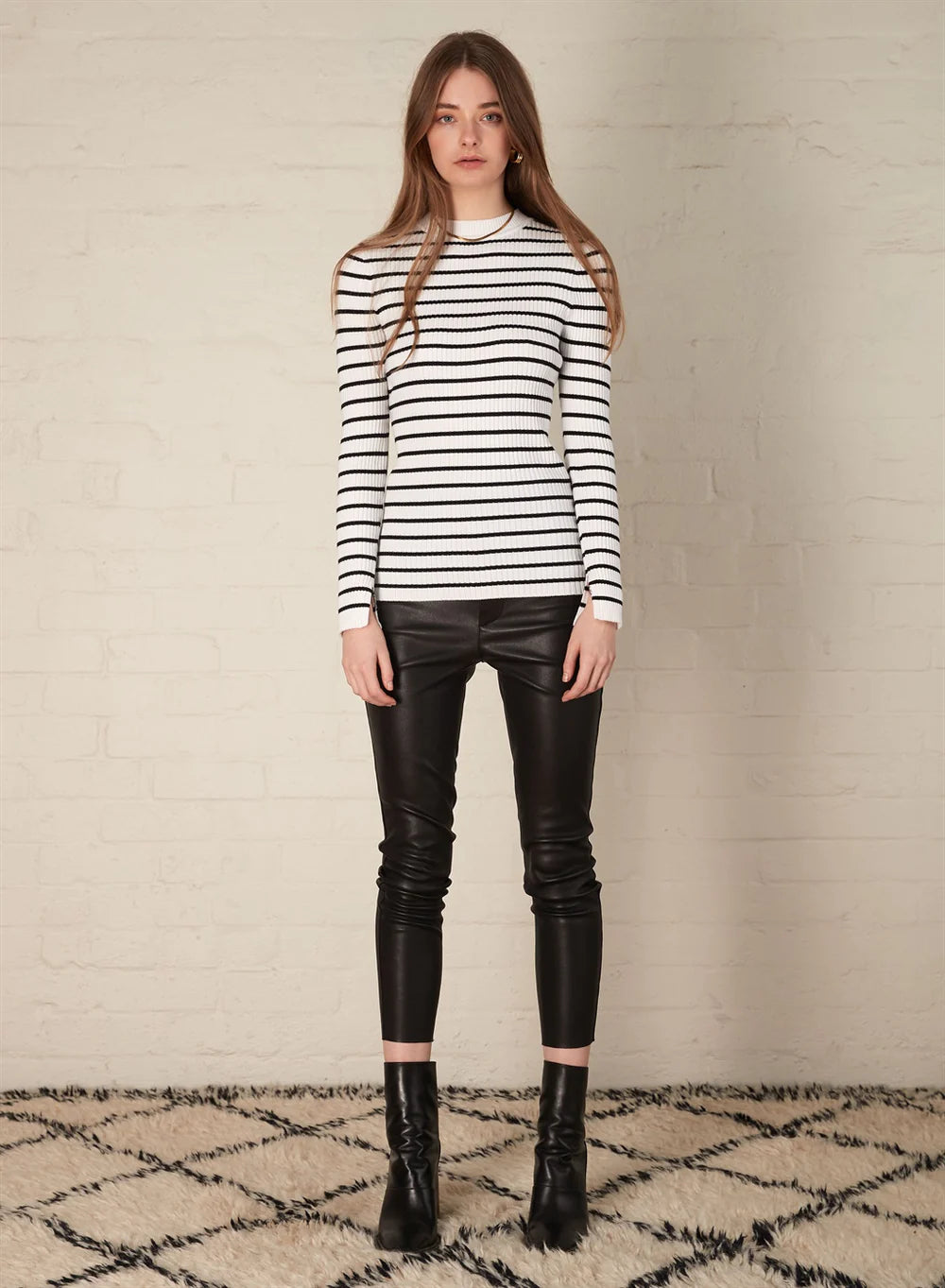 Esmaee Amie Sweater